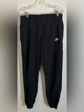 Nike Men’s Black Fleece Jogger Pants - Medium